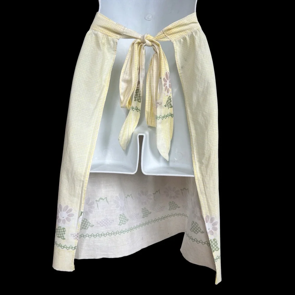 VTG Yellow Gingham Half Apron Floral Mid Century Cottage Farmhouse Primitive